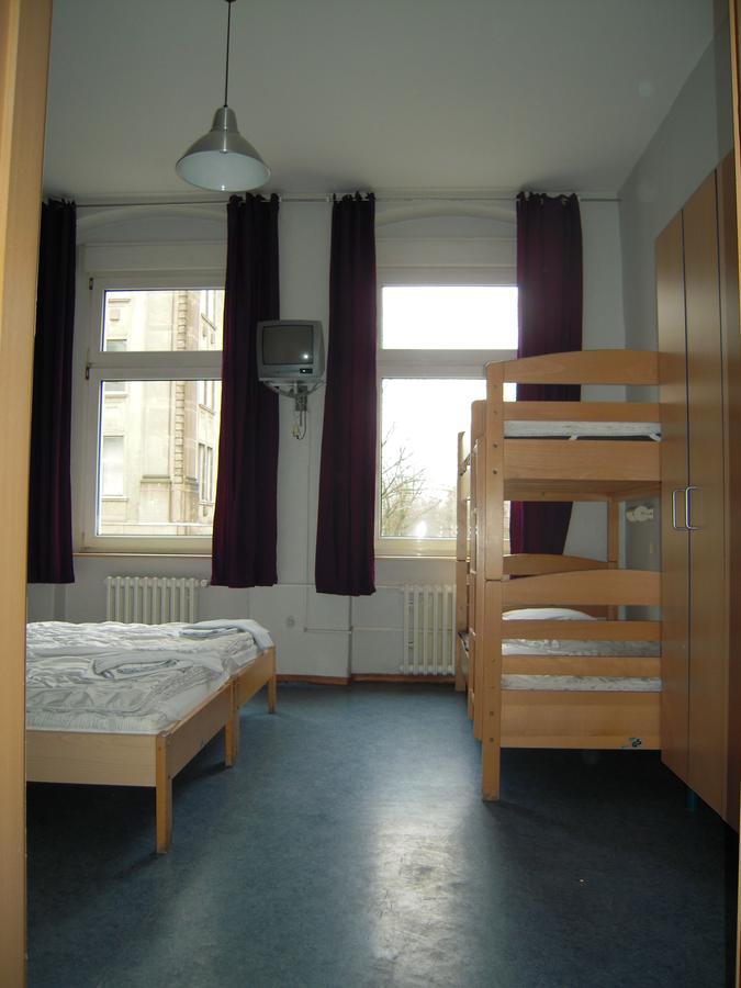 Happy Go Lucky Hotel + Hostel Schoneberg Berlín Exteriér fotografie